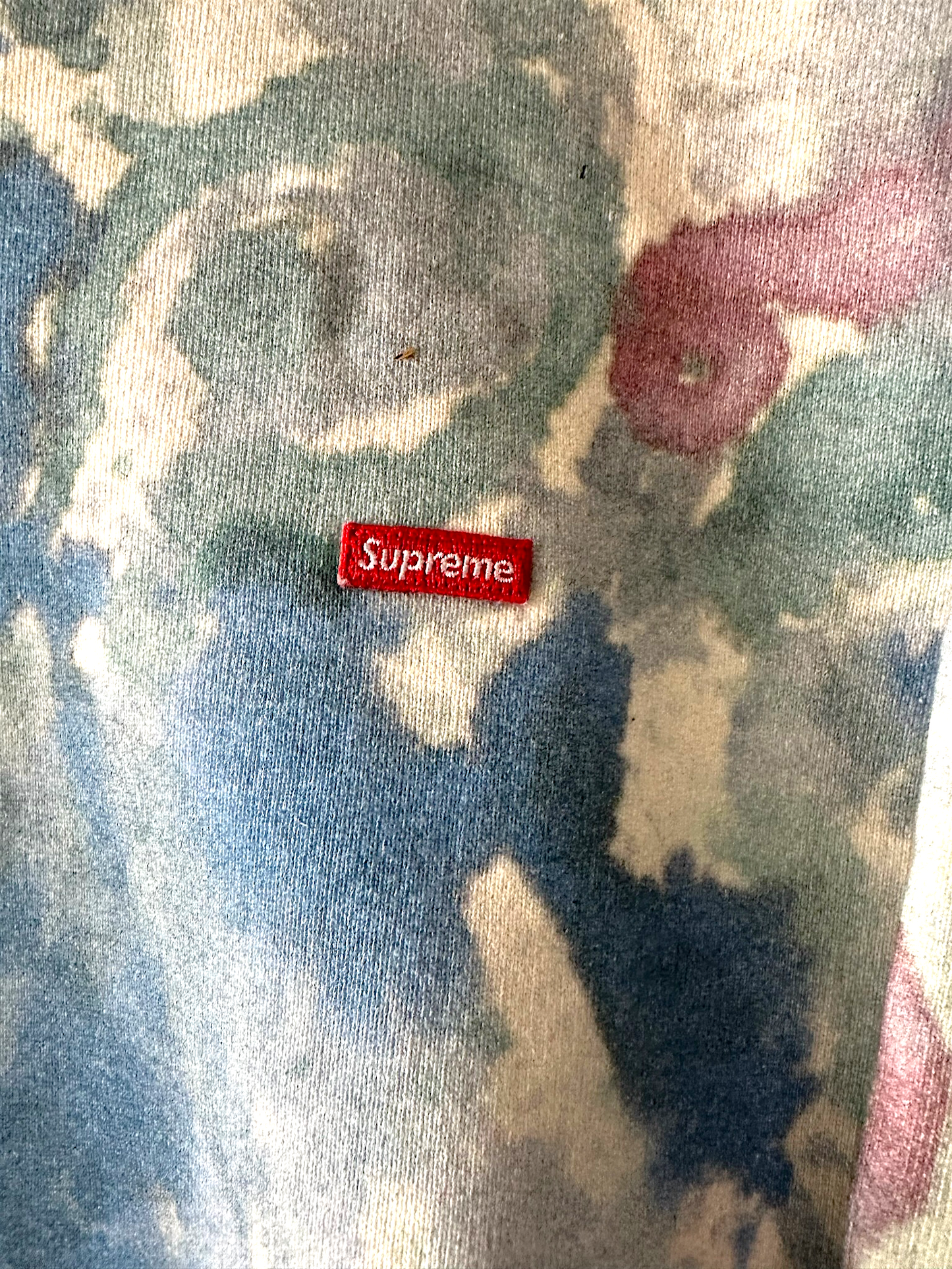 Supreme Mini Box Floral Watercolor Crewneck